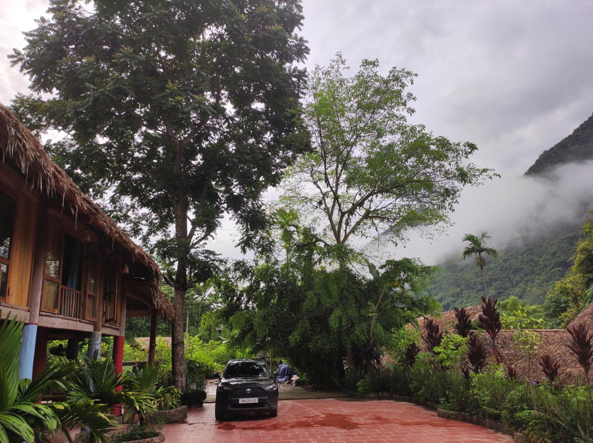 Lepont Mu Waterfall Bungalow Hòa Bình Eksteriør billede